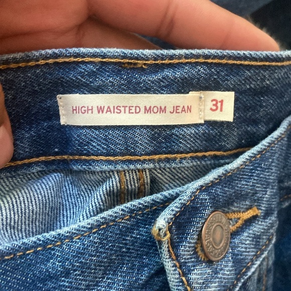 Levi's High Waisted Mom Jeans - Picture 8 of 14
